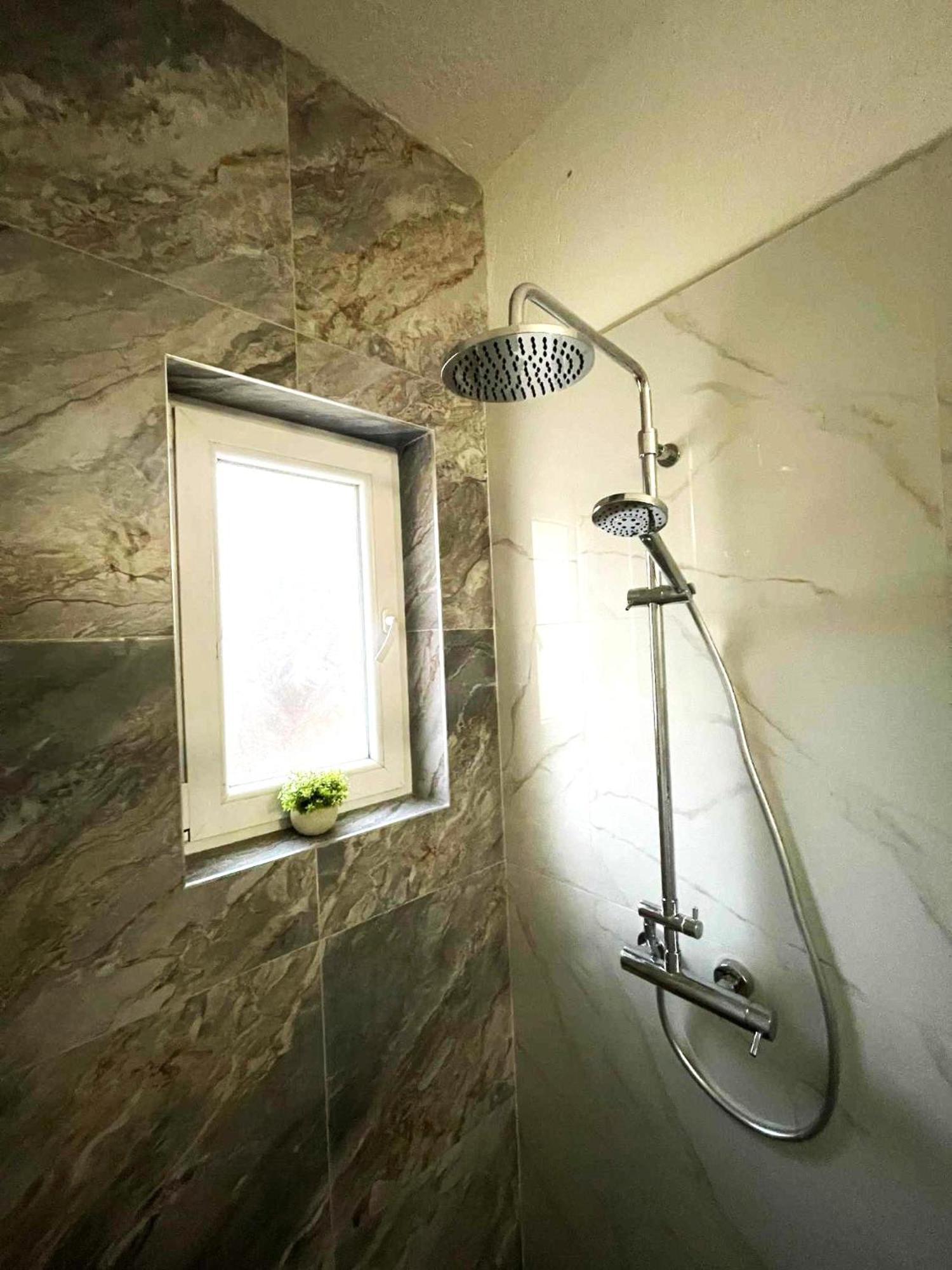 Kosante - Luxury Apartment - 150 M2 With Fitness Room Imotski Kültér fotó